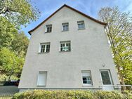 ==Eigentumswohnung mit Garage & seperatem Eingang== - Schmölln