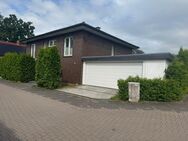 Mehrgenerationshaus / Stadtvilla mit Einliegerwohnung / KfW 55 / BJ 2009 / Garage / Grillkamin / Zweifamilienhaus - Henstedt-Ulzburg