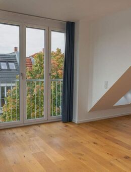 Penthouse-Maisonette-Wohnung mit 18m² Dachterrasse, EBK und begehbarer Kleiderschrank - Berlin