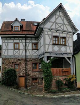 Besondere Immobilie, Blickfänger mit Märchenhaus Charakter - Neckargemünd
