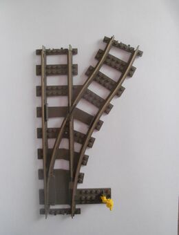 Weiche rechts mit Weichensteller ( original Lego, System 9 Volt, 2126, 697, 4556 ) - Unna