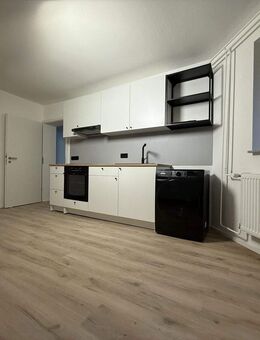 Frisch renovierte 2-Zimmer-Wohnung nahe Inselwall - ideal für WG oder Paar - Braunschweig