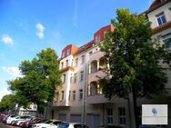 Ihre neue Kapitalanlage! Komfortable 2-Zimmer-Dachgeschosswohnung im beliebten Lichtenberg! - Berlin