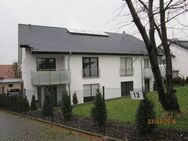 Hochwertig ausgestattete 3-Zimmerwohnung mit Terrasse/Garten und Carport in Bad Oeynhausen Nähe Herzzentrum - Bad Oeynhausen