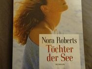 Buchautorin Nora Roberts Töchter der See - Lemgo