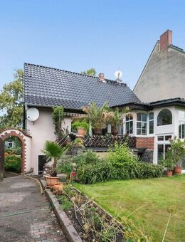 Mehrgenerationenhaus mit Gewerbeeinheit und Garage in Havelnähe - Rathenow