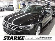 VW Passat Variant, 2.0 TDI Elegance, Jahr 2019 - Vechta