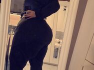 Bilder/Nudes/Nacktbilder🔥🍑 BIG BOOTY 🍑 BBW/Curvy - Bretzfeld