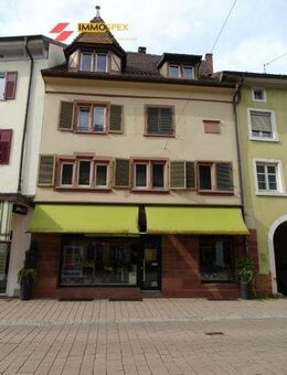 Mehrfamilienhaus in Schopfheimer Innenstadt mit Gewerbe. Hier Steuervorteile nutzen! - Schopfheim
