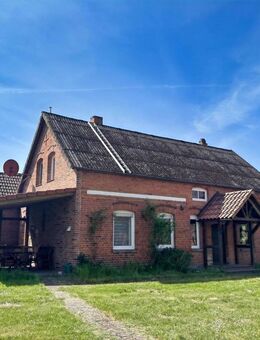 Kleine Resthofstelle mit Scheune und Schweinestall - Lemgow