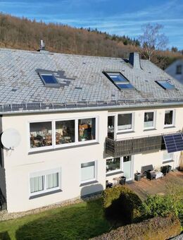 Naturnah gelegenes Einfamilienhaus mit ELW - für Sie bezugsfrei! - Olsberg