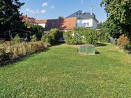 Lage, Lage, Lage...RMH mit tollen Garten und Verwirklichungssubstanz - Fürth