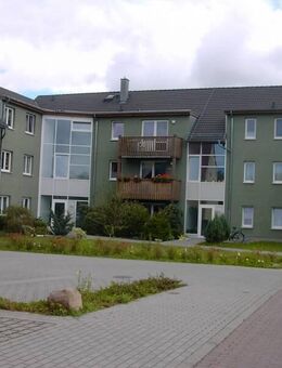 zentrumsnahe 2-Raum-EG-Wohnung ohne Schwellen, mit Terrasse, Geschäfte in der Nähe - Vetschau (Spreewald)