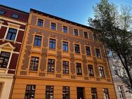 Wohnen im Denkmal ** 2 Zimmer Wohnung in Zeitz - Fussbodenheizung, Aufzug & Balkon - Zeitz Geußnitz