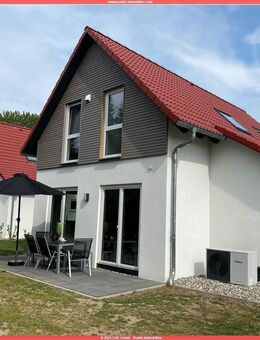 Modernes Ferienhaus mit attraktiven Mieteinnahmen in einmaliger Lage zu verkaufen - Insel Poel