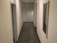 Vollständig renovierte 2-Zimmer-Wohnung mit Einbauküche und KFZ-Stellplatz in Gummersbach - Gummersbach