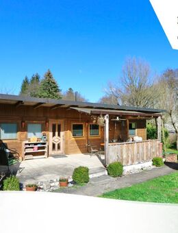 Schönes ca. 38 m² großes Ferienhaus am Badesee mit Bootsliegeplatz auf 845m² großem Grd. in Vietgest - Teterow