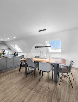 Moderne und schöne 3 Zi. Dachgeschosswohnung in FR-Hochdorf - Freiburg (Breisgau)