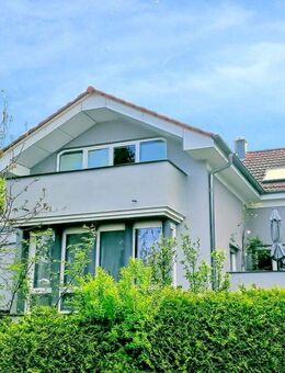 Privatverkauf: Lichtdurchflutetes Architekten Haus mit Einliegerwohnung in Top-Halbhöhenlage - Weissach