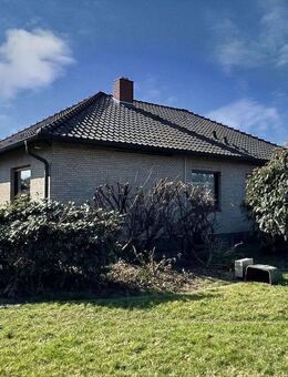 Attraktiver Bungalow auf einem großzügigen Grundstück - Liebenau (Niedersachsen)