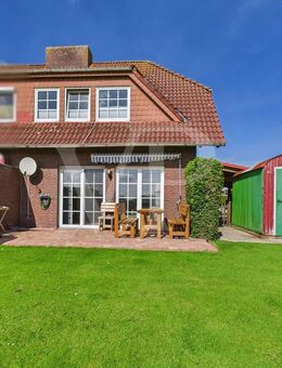 Leben im Grünen - Charmante vermietete Eigentumswohnung/Doppelhaushälfte am Feldrand von Utgast - Holtgast