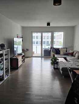Wunderschöne 4 Zimmer Wohnung mit hochwertiger Einbauküche direkt am Wöhrder See - Nürnberg