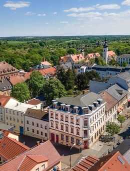 EBK auf Wunsch, großer Balkon, schickes Laminat, Wanne, ... Altbauwohnung in zentraler elbnaher Lage - Riesa