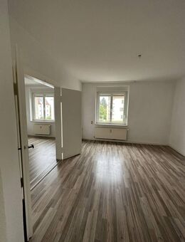 ***Sanierte 3 Zimmerwohnung mit EBK sucht dich!*** - Zwickau