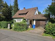 Lage, Lage, Lage - freistehendes Einfamilienhaus mit Garage in 78464 Konstanz - Konstanz