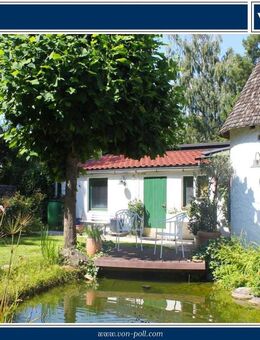 Landhausflair mit Galerie, Kamin, Pool und liebevollem Garten - München