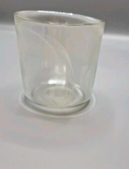 Vase aus Glas mit weißen Muster 10cm hoch Durchmesser 10cm - Essen