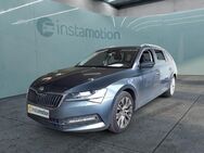 Skoda Superb, l, Jahr 2021 - München