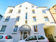 Penthouse-Flair mit großzügigem Balkon: Stilvolle Wohnung mit Tageslichtbad! - Frankfurt (Main)
