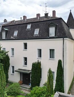 Tolles Mehrfamilienhaus zentrumsnah - erwecken Sie es aus dem Dornröschenschlaf! - Weiden (Oberpfalz)