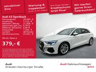 Audi A3, Sportback 35 TFSI S line, Jahr 2022 - Dresden