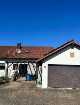 Großzügiges Einfamilienwohnhaus mit Einliegerwohnung und PV-Anlage - Wüstenrot