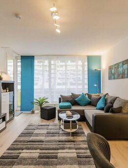 Frisch sanierte und renovierte 2,5 - Zimmer-Wohnung zur Selbstnutzung oder als Renditeobjekt - Berlin