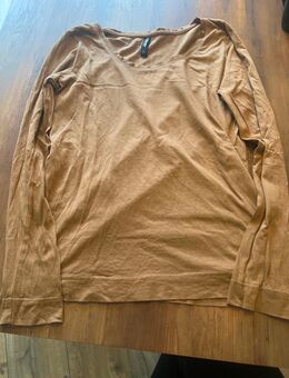 Ocker farbener Pullover - Schnaittenbach