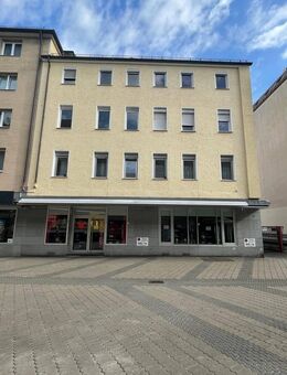WG geeignete 5 Zi Wohnung in Nürnberg direkt 80m von U-Bahnhaltestelle und 8 Gehminuten zum Hauptbahnhof entfernt zu vermieten - Nürnberg