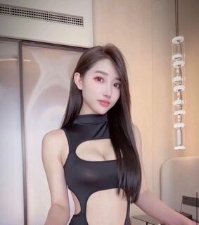 Neu in der Stadt Asia-Girl Eiko aus Japan🌸