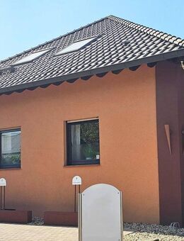 Mediterranes Familienidyll mit Stil - Exklusives Einfamilienhaus mit separatem Bürotrakt - Wegberg