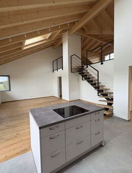 4-Zimmer Galerie Whg. am Ortsrand - Wohnen mit Blick ins Grüne - Brunnthal
