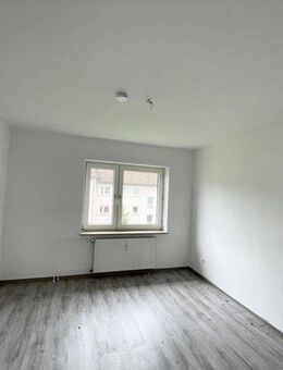 Einziehen und Wohlfühlen! Charmante 3-Zimmer-Wohnung mit Balkon - Menden (Sauerland)