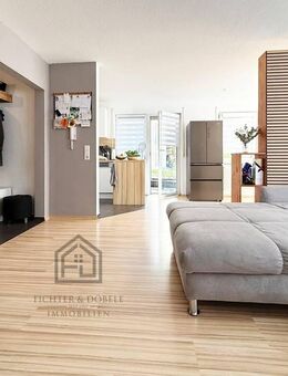 F&D | Gepflegte 3,5-Zimmer-EG-Wohnung mit separatem Eingang, Südterrasse und Stellplatz - Spaichingen