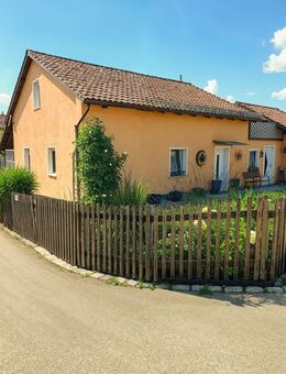 Solide Kapitalanlage mit Sonnenrendite - Einfamilienhaus mit PV-Ertrag und zuverlässiger Vermietung - Simbach