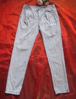 NEU * Marine Maritim * Sailor * Matrosen- Style * feine Streifen * High Waist * Bundfalten * Hose "edc ESPRIT" Gr. 40- 42/ M * dunkel- blau * weiß * - Riedlingen
