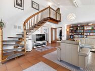 Attraktive Immobilie im Bungalow-Stil mit separater Einliegerwohnung - Viel Raum für Komfort und Flexibilität - Kuppenheim