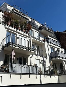 Möblierte 2,5-Zi.-Wohnung mit Balkon in zentraler Lage von Heidelberg zu verkaufen! - Heidelberg
