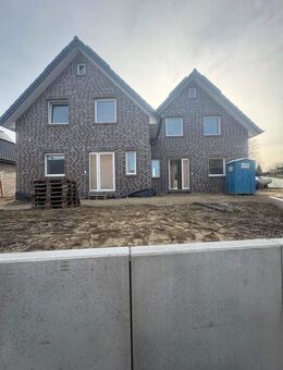 Ihr neues Zuhause: Stilvolle Neubau-Doppelhaushälfte in Lohne Gohfeld - Löhne