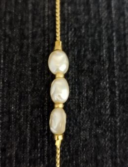 Süßwasserperlen - Kette goldfarben mit 21 Perlen - Kerken